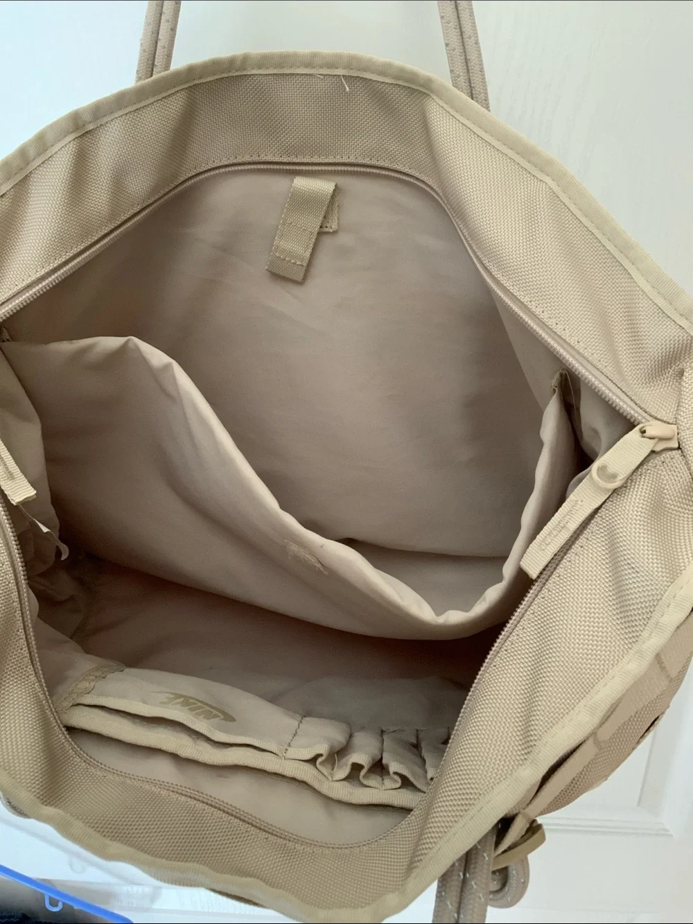 Nike Beige Canvas Tote For Business Travel W/Laptop or Tablet
